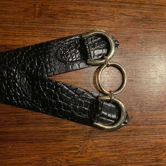 ⚡️Zara Faux Leather Belt⚡️ - Picture 2 of 4